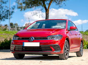 Inchiriaza VW Polo facelift at in Bucuresti clasa Economy