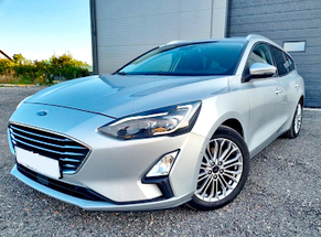 Mieten Sie Ford Focus estate aut  in Flughafen Bukarest Otopeni Klasse Kombi