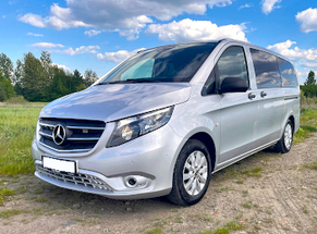 Noleggia Mercedes Vito 8+1 at  a Bucarest classe MiniBus