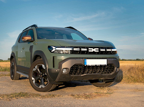 Inchiriaza Dacia Duster 3 aut in Iasi clasa SUV