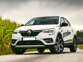 Mieten Sie Renault Arkana Hybrid in Flughafen-Bukarest-Baneasa Klasse SUV