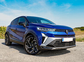 Louer Renault Captur facelift at à Suceava-Aéroport classe SUV